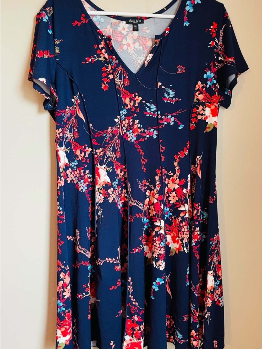 Sami & Jo Navy Floral V-Neck Mini Dress